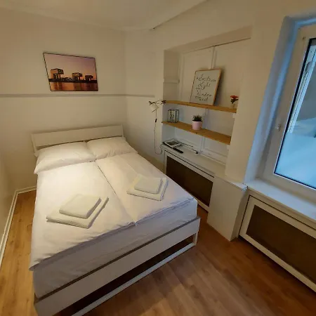 Overnight Kolín nad Rýnem